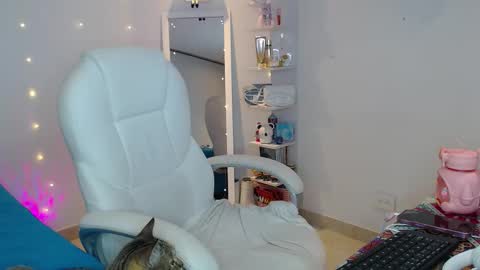 .  online show from 11.12.25