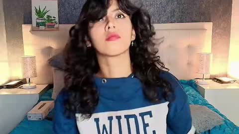 Snapshot of gabrielacortez chatting on 02.25.25 GABRIELA online show from 02.25.25