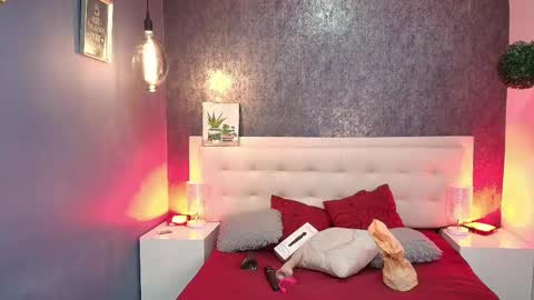 Snapshot of gabrielacortez chatting on 03.09.25 GABRIELA online show from 03.09.25