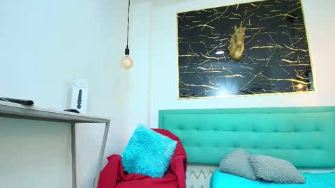 Snapshot of gabrielacortez chatting on 10.13.25 GABRIELA online show from 10.13.25