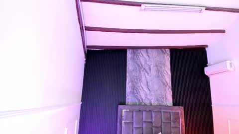 Gabriela Kassi online show from 02.04.26