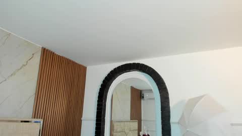 Gabriela Kassi online show from 04.17.26