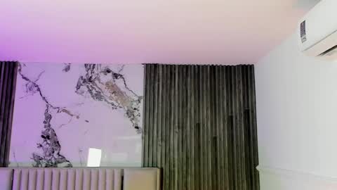 Snapshot of gabrielakassi chatting on 04.22.26 Gabriela Kassi online show from 04.22.26