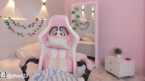 Gabriella online show from 02.20.25