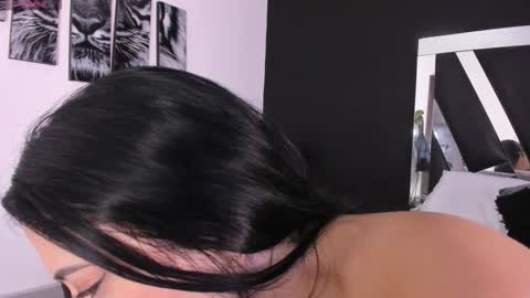 Gabriella Antonella online show from 10.27.25