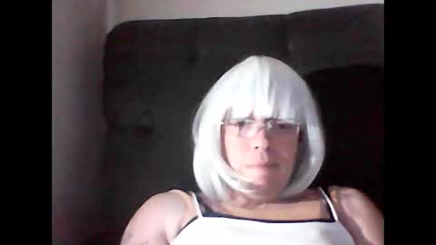 Gabrielle Desanta first time streaming EVER online show from 12.27.24