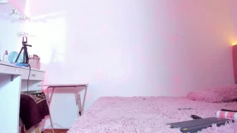   online show from 12.01.25