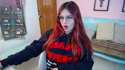 Snapshot of gaby_jin chatting on 10.08.25 Gaby online show from 10.08.25