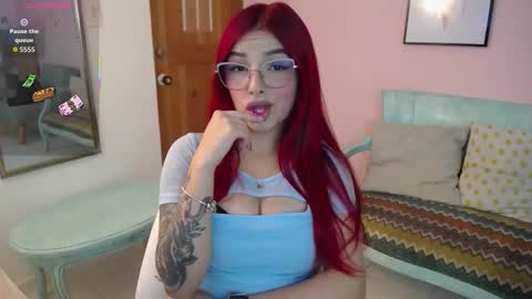 Snapshot of gaby_jin chatting on 11.07.25 Gaby online show from 11.07.25