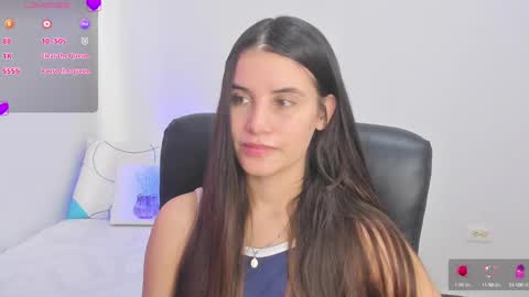 Snapshot of gaby_olsen chatting on 10.01.25 Gabriela online show from 10.01.25