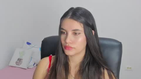 Snapshot of gaby_olsen chatting on 11.06.25 Gabriela online show from 11.06.25