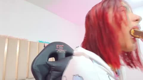 Snapshot of gaby_tay1 chatting on 03.11.25 Gaby online show from 03.11.25