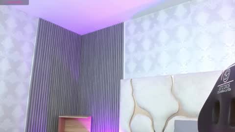 Snapshot of gaby_tay1 chatting on 09.21.25 Gaby online show from 09.21.25