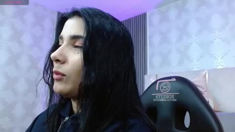 Snapshot of gaby_tay1 chatting on 10.06.25 Gaby online show from 10.06.25