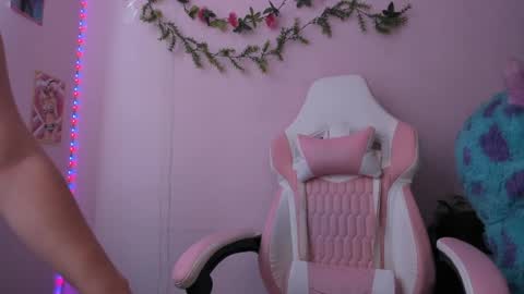Snapshot of gaby_vandriel chatting on 04.13.26 GABRIELA online show from 04.13.26