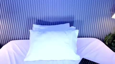 GabyFosterr  online show from 10.02.25