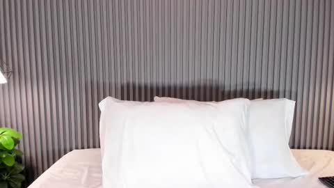 GabyFosterr  online show from 10.16.25