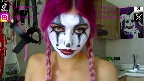 gabygumms online show from 10.11.25