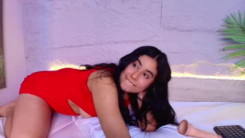 Snapshot of gabyparker_ chatting on 03.04.25 Gaby online show from 03.04.25