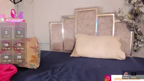 Snapshot of gabyyjones chatting on 11.08.25 gabyyjones online show from 11.08.25