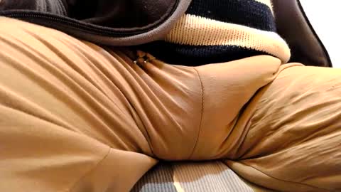 Snapshot of gae89tano chatting on 03.07.25 gae89tano online show from 03.07.25