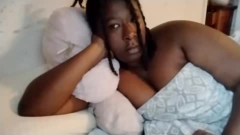 Snapshot of gaeabby chatting on 10.12.25 Gaeabby online show from 10.12.25