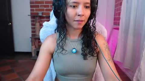 Snapshot of gaia_333 chatting on 02.09.26 Lenna 3 online show from 02.09.26