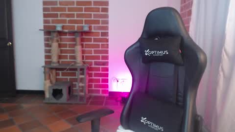 Snapshot of gaia_333 chatting on 02.21.26 Lenna 3 online show from 02.21.26