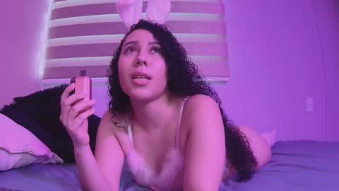 Snapshot of gaia_sweet_ chatting on 10.03.25 gaia_sweet_ online show from 10.03.25