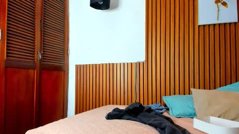 Snapshot of galactica_7 chatting on 11.03.25 galactica_7 online show from 11.03.25