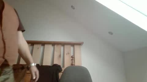 Snapshot of galacx chatting on 10.06.25 galacx online show from 10.06.25