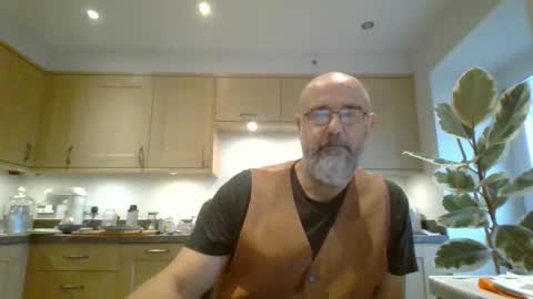 Snapshot of galacx chatting on 10.17.25 galacx online show from 10.17.25