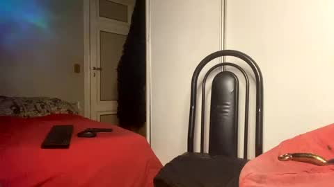 Snapshot of galadriel_021 chatting on 02.11.25 Adriel online show from 02.11.25