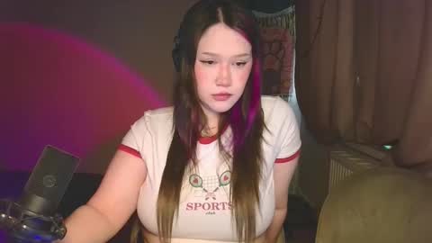 Snapshot of gamergirl01 chatting on 02.25.26 Alex brb in 2 hours online show from 02.25.26