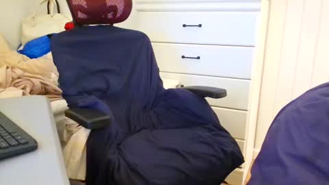 Snapshot of gaotter chatting on 01.06.25 GAotter online show from 01.06.25