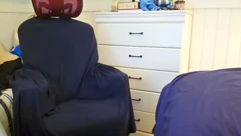 Snapshot of gaotter chatting on 01.07.25 GAotter online show from 01.07.25