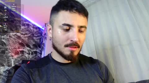 Snapshot of garbel09 chatting on 09.25.25 Chris Dont forget to gift me thumb up Its very important to me and makes me happy AF online show from 09.25.25