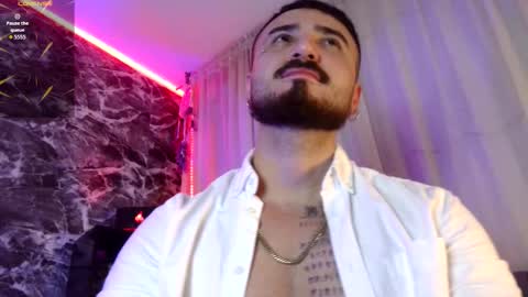 Snapshot of garbel09 chatting on 10.18.25 Chris Dont forget to gift me thumb up Its very important to me and makes me happy AF online show from 10.18.25