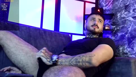 Chris  Dont forget to gift me thumb up Its very important to me and makes me happy AF  online show from 11.26.25