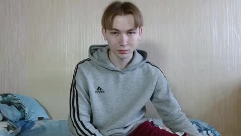 Snapshot of gary_snail33257 chatting on 10.24.25 meow online show from 10.24.25