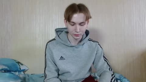 Snapshot of gary_snail33257 chatting on 10.25.25 meow online show from 10.25.25