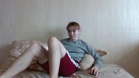 Snapshot of gary_snail33257 chatting on 11.02.25 meow online show from 11.02.25