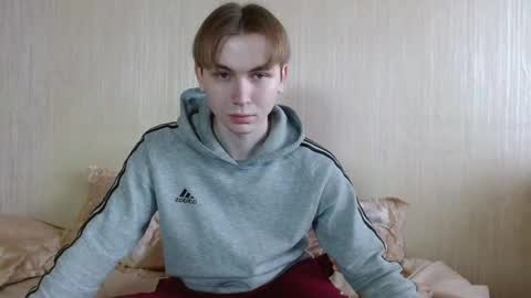 Snapshot of gary_snail33257 chatting on 11.05.25 meow online show from 11.05.25