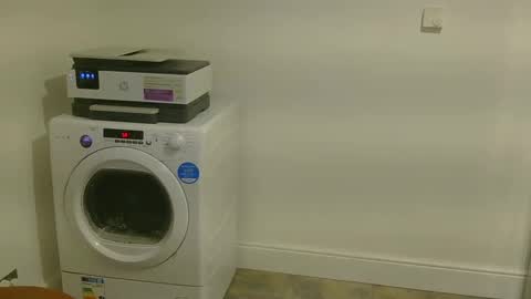 Snapshot of garybaker60 chatting on 09.30.25 Gaz online show from 09.30.25