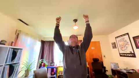 Snapshot of garypumpt chatting on 10.12.25 marvin pumpt online show from 10.12.25