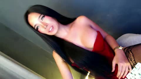 Anya online show from 01.12.25