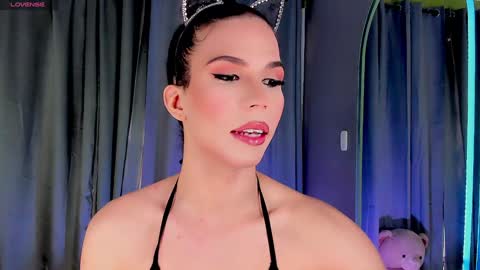 Vnecis Marn online show from 01.22.25