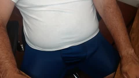 Snapshot of gato27cam chatting on 09.15.25 Marco online show from 09.15.25