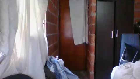 Snapshot of gattitosexy_95 chatting on 01.17.25 gattitosexy_95 online show from 01.17.25