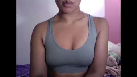 Snapshot of gatubelahotxxx chatting on 01.26.25 gatubelahotxxx online show from 01.26.25